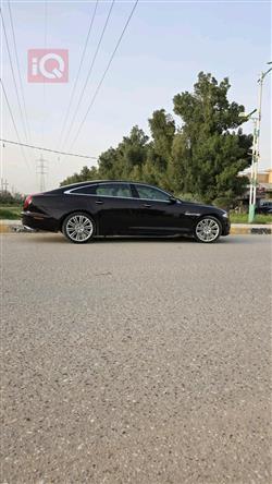 جاكوار XJ